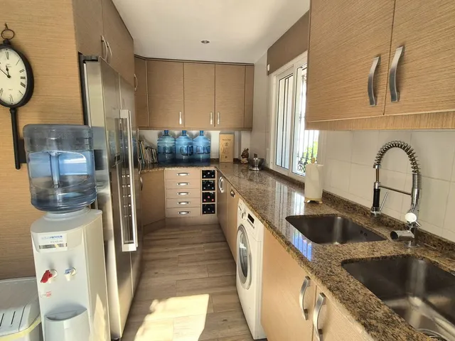Chalet 4 habitaciones 238m² en venta - Marbella — 17