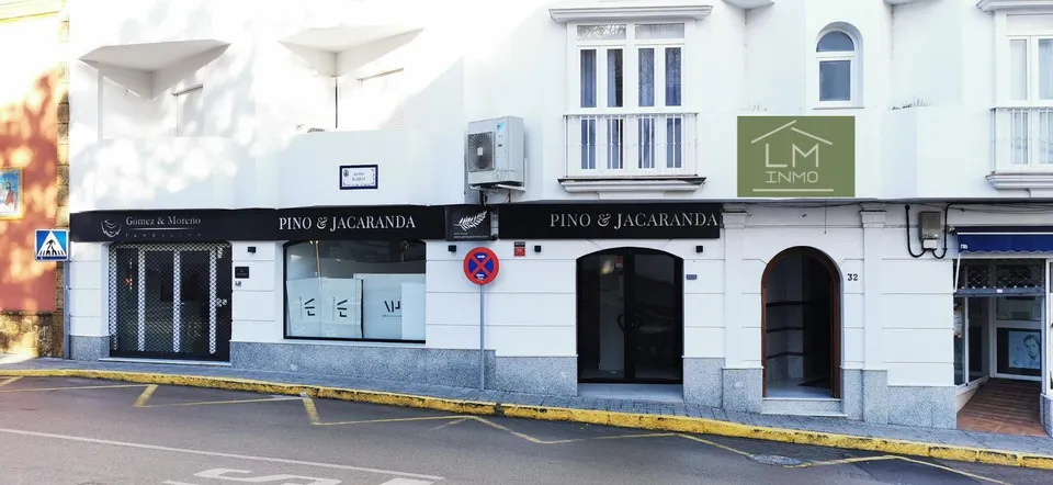 MODERNO LOCAL COMERCIAL