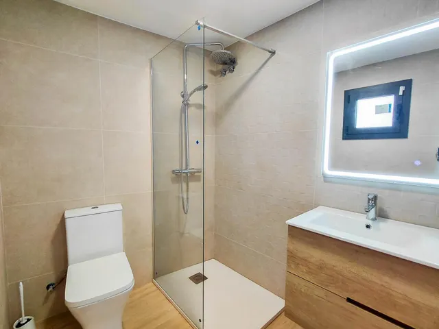 CASA EN VENTA A ESTRENAR EN SANT PERE DE RIBES – LES ROQUETES, TOCANDO VILANOVA I LA GELTRÚ — 18