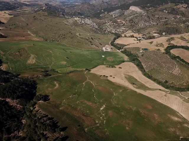 Impresionante finca edificable cerca de Málaga — 45