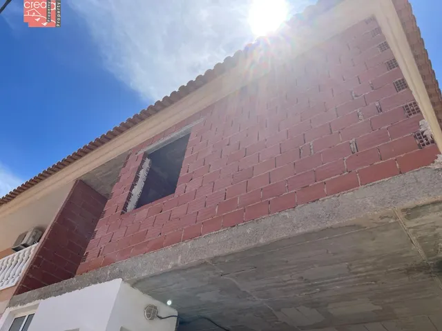 OPORTUNIDAD PARA UN GRAN INVESION DUPLEX CON PARCELA DE 250M2 SEMI CONSTRUIDO CON PROYECTO APROBADO — 23