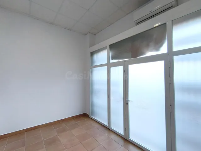 Se alquila local comercial ideal para instalar tu negocio. - foto 3