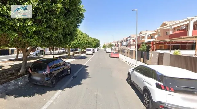 Venta casa adosada en Alcalá del Río, Sevilla.