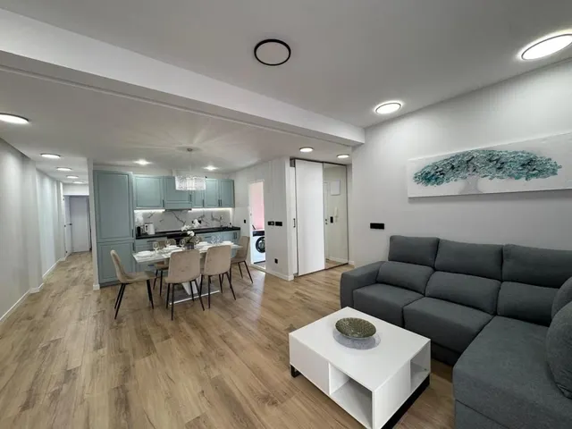 Apartamento 3 habitaciones 100m² en venta - Paseo maritimo — 21