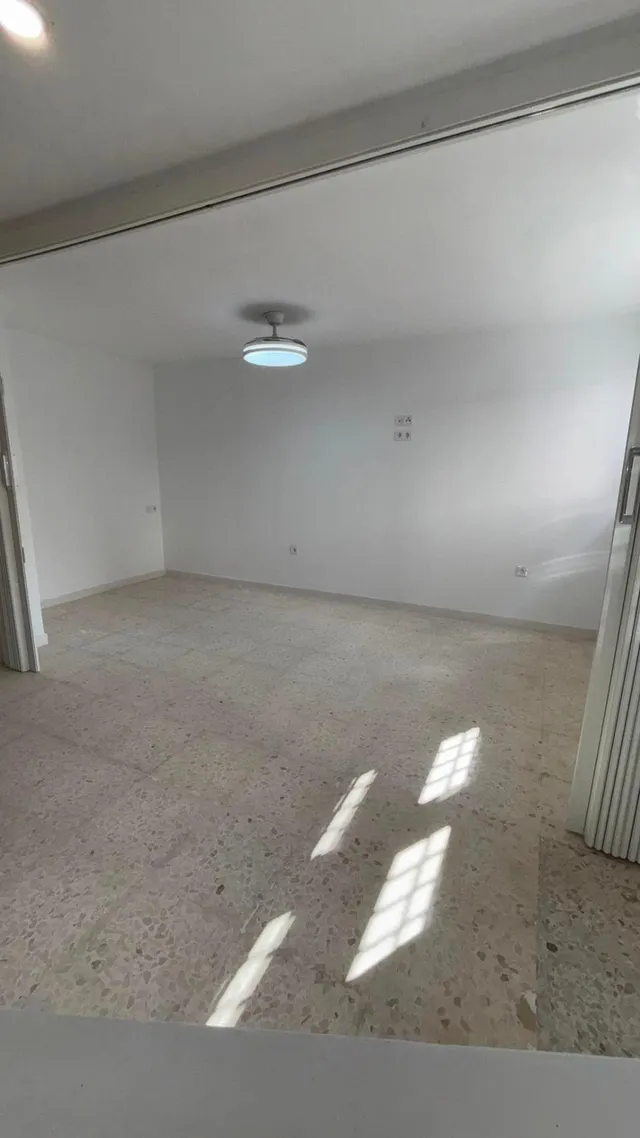 PISO EN PLANTA BAJA BARRIO EL NARANJO — 23