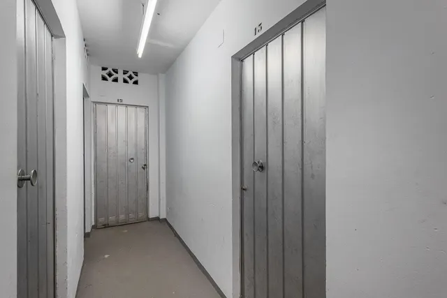 Piso con garaje y trastero en Almuñecar — 23