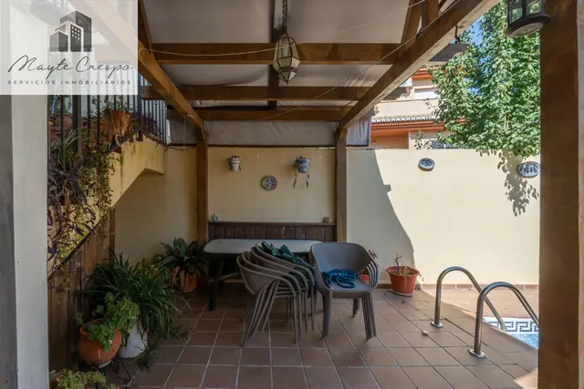 VIVIENDA UNIFAMILIAR ADOSADA EN OGIJARES — 28
