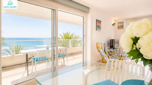 EXCLUSIVA VIVIENDA EN PRIMERA LÍNEA DE LA PLAYA DE SAN JUAN, CON JACUZZI Y VISTAS FRONTALES AL MAR — 16