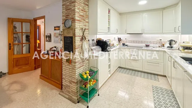 Espectacular chalet independiente con piscina privada en la cañada — 4