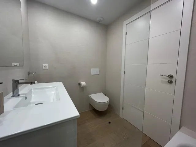 PISO EN BARAÑAIN — 28
