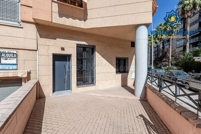 Vivienda a estrenar en urbanización privada en Parque Almuni - foto 4