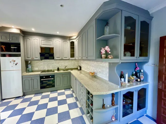 Villa 4 habitaciones 233m² en venta - Centro de la Ciudad Qu - foto 3