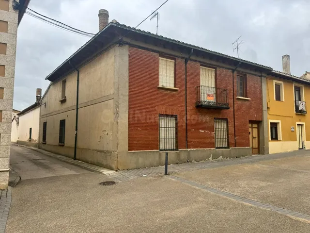 MONCASA VENDE CASA EN FROMISTA