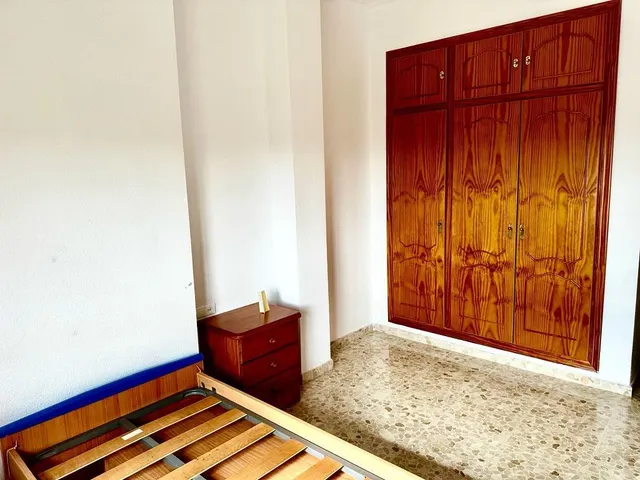 Piso 5 habitaciones 220m² en alquiler - Carrerra del Caballo — 29