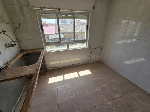 Casa en Astorga: Oportunidad de Rehabilitación Integral por 