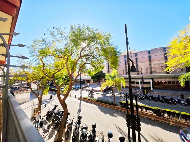 SE ALQUILA OFICINA-DESPACHO EN PLENO CENTRO DE FUENGIROLA — 2