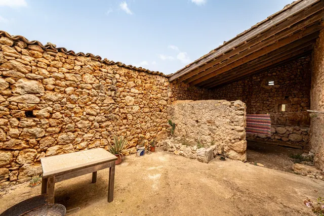 Casa Rústica del Siglo XVIII con 46 hectáreas de terreno, en la cima de una montaña en Manacor — 45