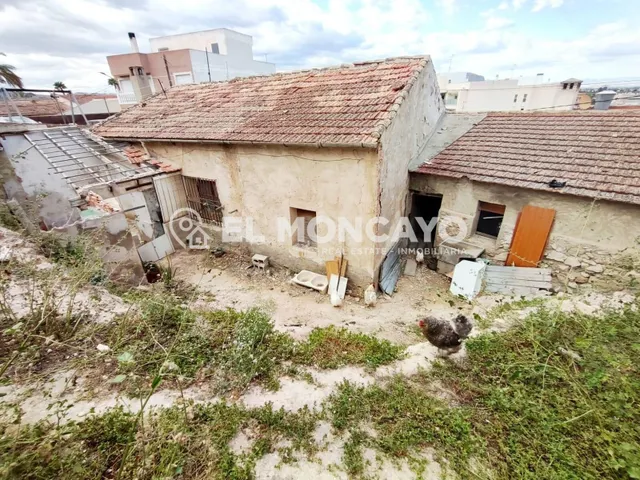 Fantástica casa de pueblo para reformar a escasos metros del - foto 3