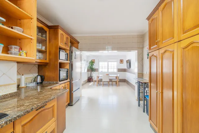 CHALET independiente con piscina privada y parcela segregable de 809 m2 en Torreta Florida — 35