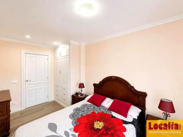 Casa familiar reformada con jardín en Miengo — 36