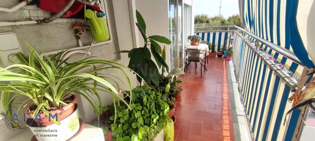 Piso frente la playa y la estación en CALELLA