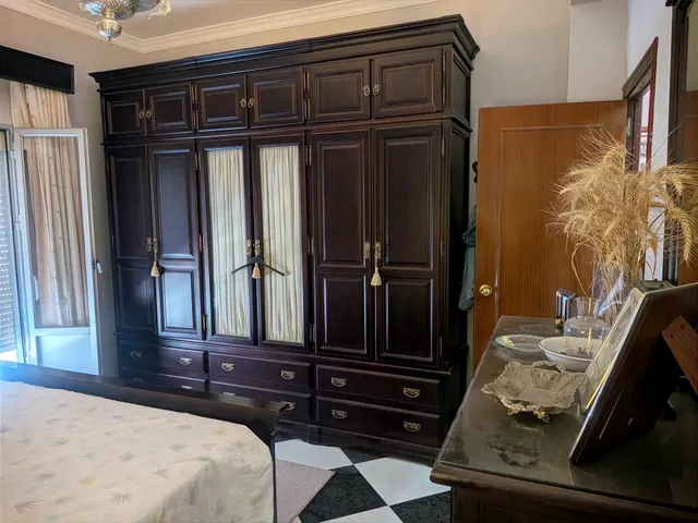 Amplia Casa en Venta en Marchena — 18