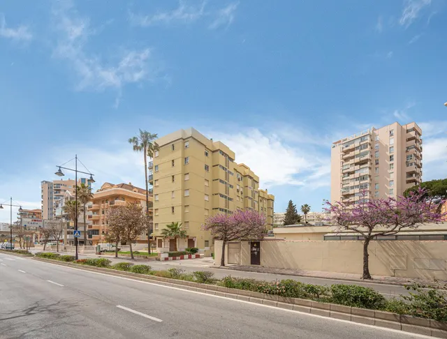 Vivienda con terraza y vistas al mar en Avenida de las Gaviotas, Fuengirola — 37