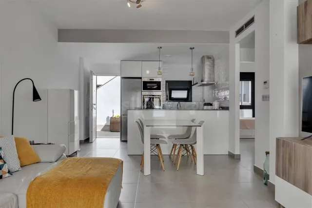 Bungalow planta en planta baja en Pilar de la Horadada con terraza — 4