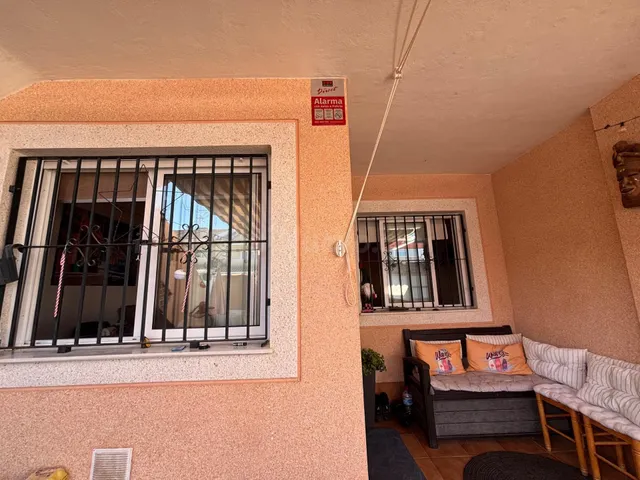 Planta baja con piscina comunitaria! — 3
