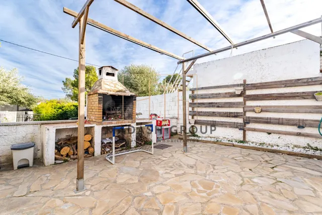 Encantadora casa con piscina y jardín en plena naturaleza –  - foto 4