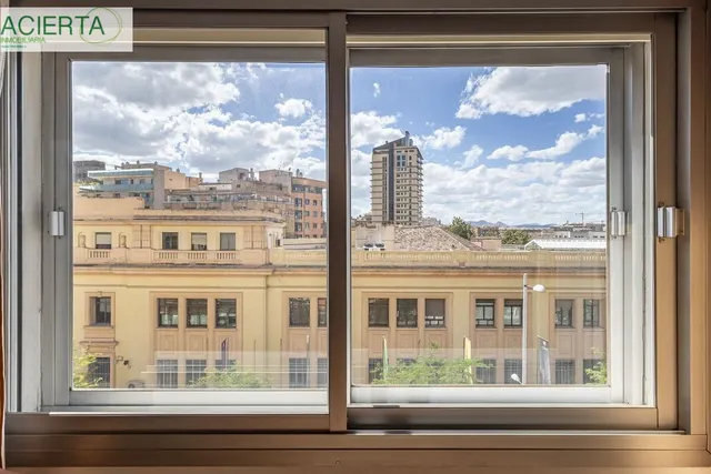 Piso señorial de 182 m2 en Avenida Madrid: amplitud, luz y posibilidades infinitas con garaje opcional. — 10
