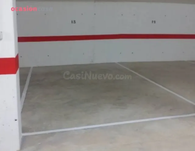SE VENDE PLAZA DE APARCAMIENTO