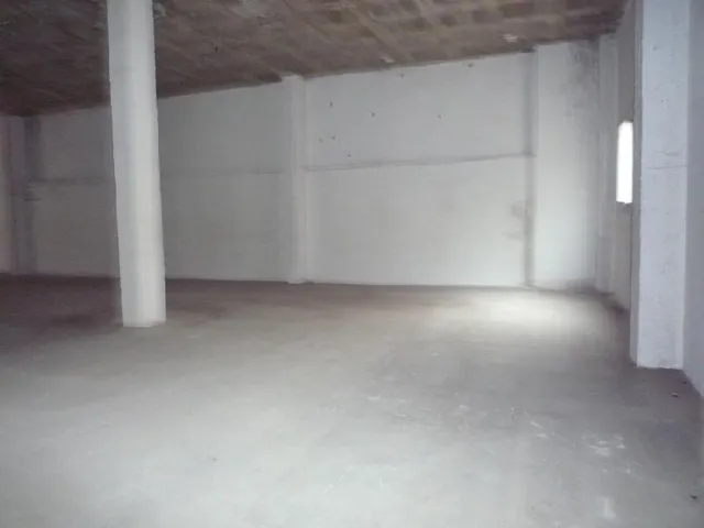 Local comercial 208m² en venta - Alta — 7