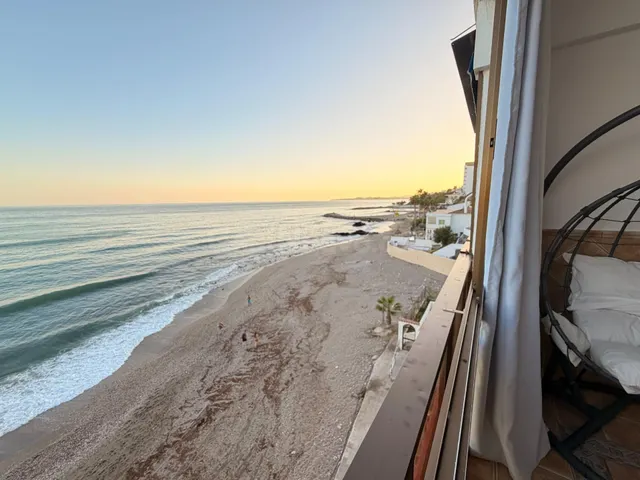 Apartamento vacacional en primera linea playa — 3