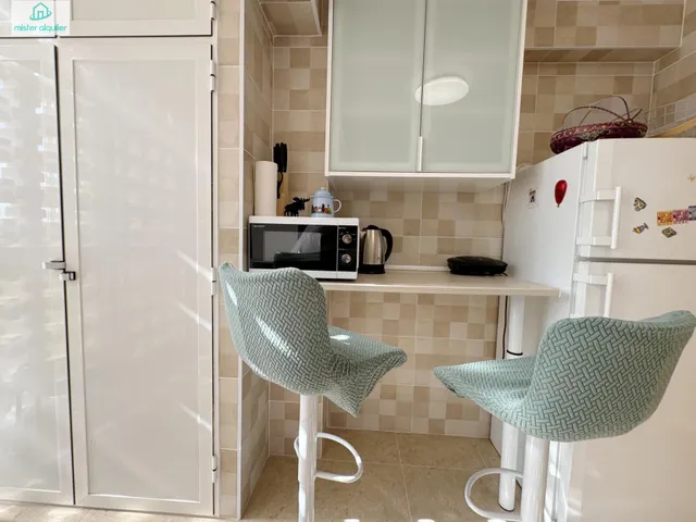 Apartamento 3 habitaciones 92m² en alquiler - 1a linea — 17