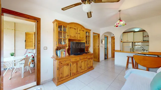 Apartamento a sólo 75 m. del mar en Santiago de la Ribera — 2