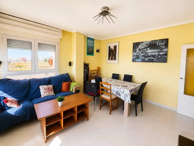 ¡PRIMERA LINEA! 3 habitaciones CON VISTAS AL MAR — 3