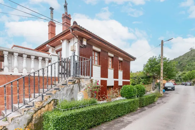 PISO BAJO + SEMI-SÓTANO EN VENTA EN CASORVIDA (LENA) — 49