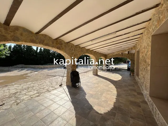 Espectacular chalet a la venta en Olleria — 3
