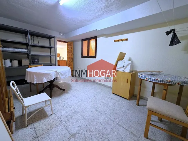 Exclusivo Chalet en Hervencias, Ávila - Un Oasis de Espacio y Tranquilidad — 24