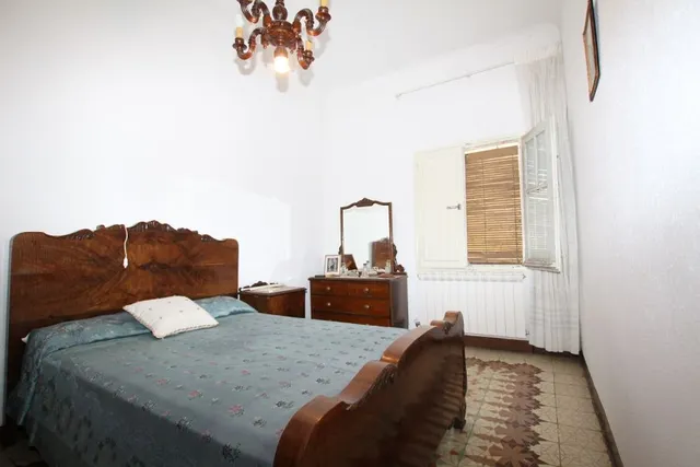 Venta de casa céntrica, Ejea de los Caballeros — 6
