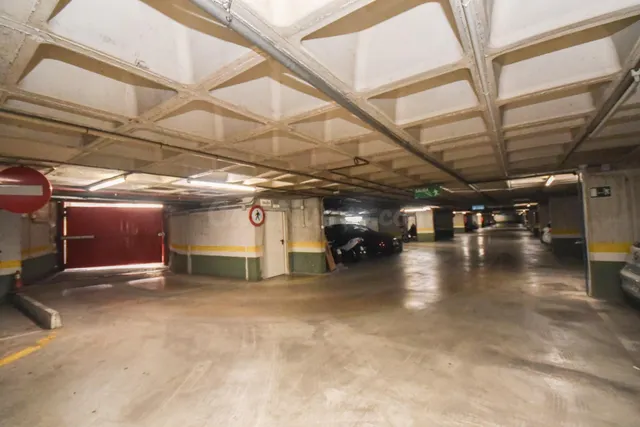 Plaza de aparcamiento disponible para la venta en zona Forti - foto 3