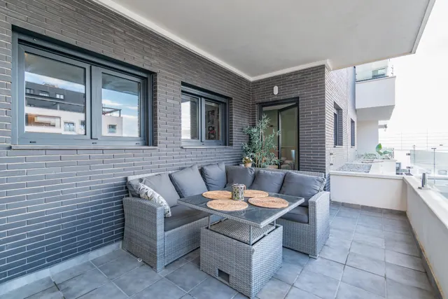 Exclusiva vivienda en Residencial Nevada — Urbanización de lujo junto al Centro Comercial Nevada — 16