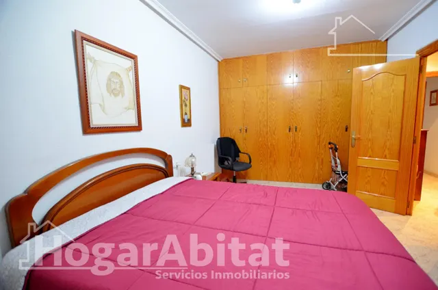 Amplia casa semireformada y amueblada — 25