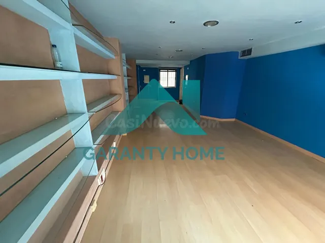 SE VENDE OFICINA EN ZONA COLÓN - foto 2