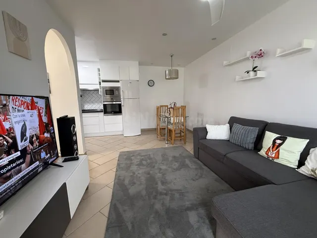 CASA ADOSADA ÚNICA DE 4 habitaciones CON 3 ÁREAS INDEPENDIENTES | LA FLORIDA - ORIHUELA COSTA — 3