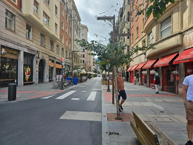TRASTEROS A LA VENTA EN EL CENTRO DE BILBAO — 22