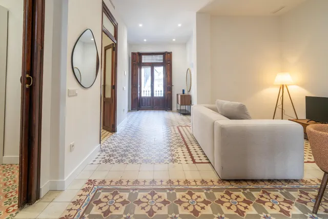 Elegancia junto al mar: fantástico piso reformado en el Cabanyal — 12