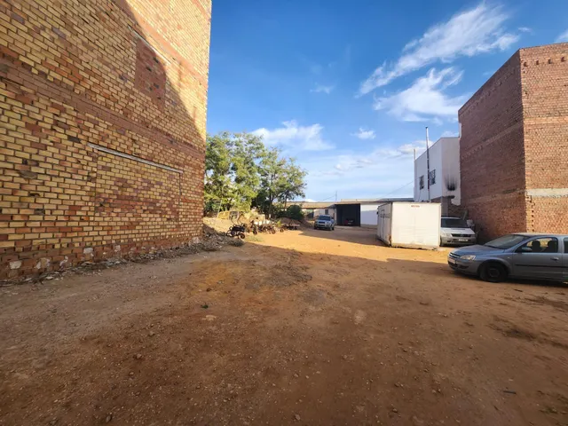TERRENO URBANO EN EL CENTRO DEL VISO PARA VIVIENDAS UNIFAMILIARES — 14