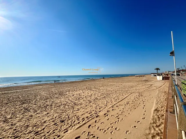 Planta baja en la playa del centro en Guardamar del Segura — 19